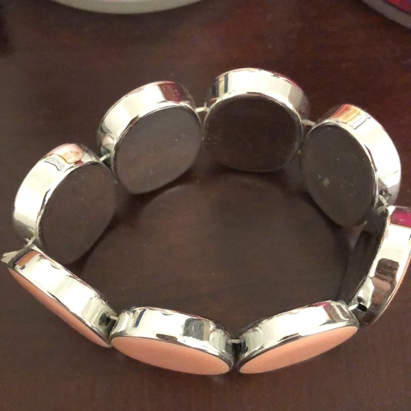 SALE!!! PINK STRETCH BRACELET 💕💕💕🔥🔥🔥 - Picture 4 of 5